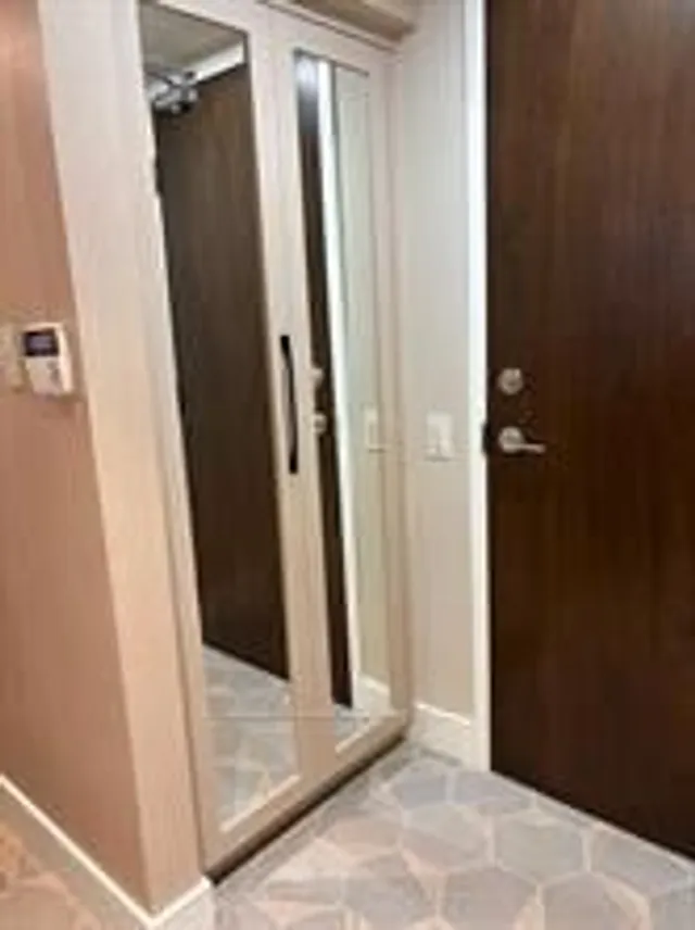 Additional image 3 of 388 Bloor St Unit 1107