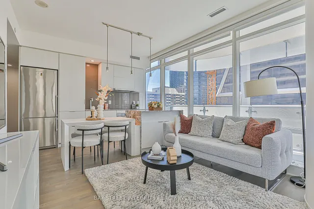 Additional image 4 of 1 Bloor St Unit 1110