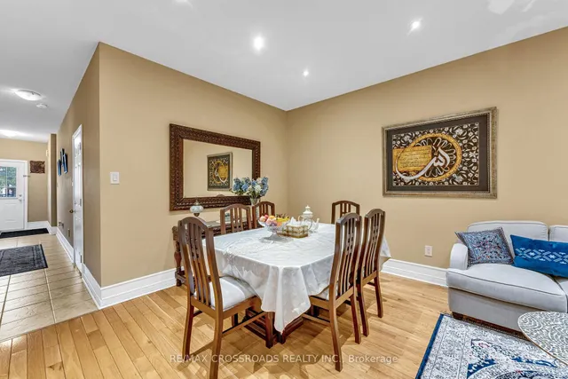 Additional image 4 of 6622 Song Bird Cres