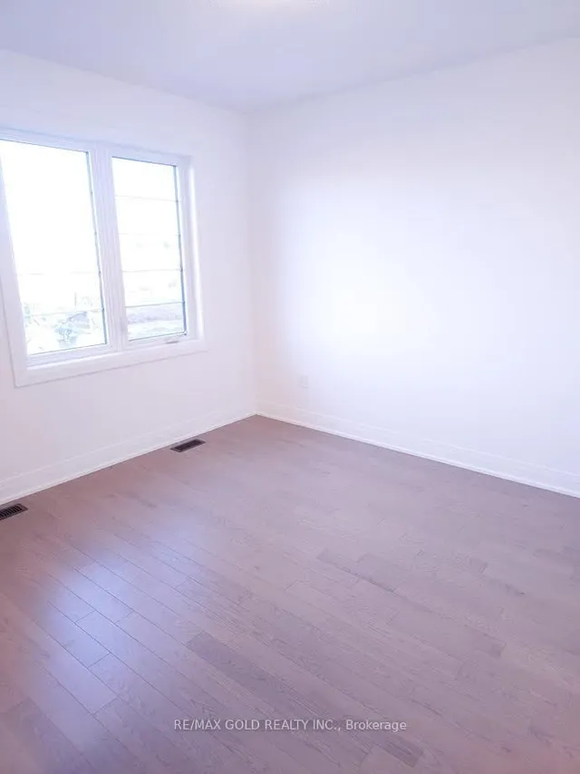 Additional image 18 of 1459 Whitock Ave