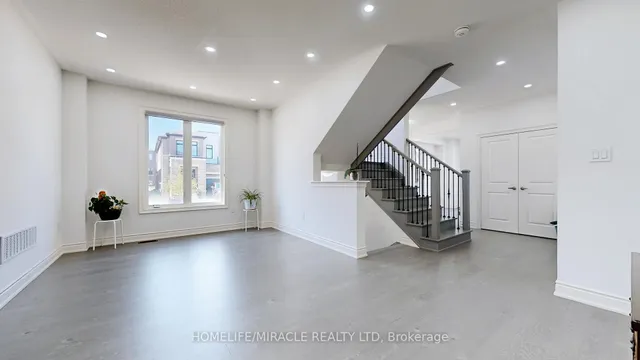 Additional image 8 of 4 Zimmerman Gdns