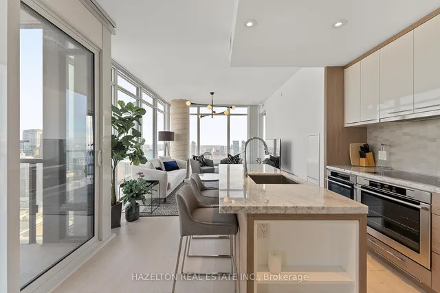 Additional image 3 of 488 University Ave Unit 3402