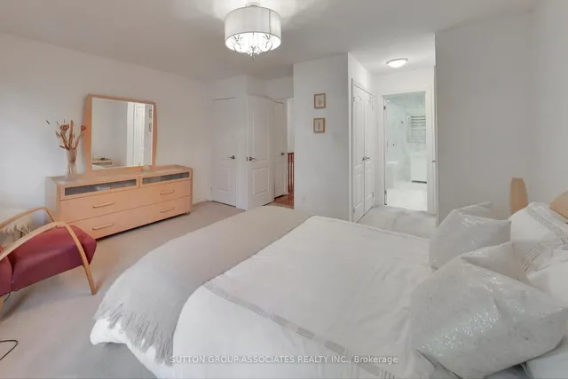 Additional image 25 of 15B Robina Ave