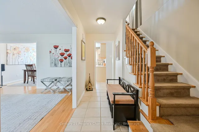 Additional image 9 of 2 Fontaine Crt