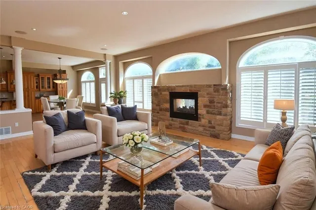 Additional image 7 of 43 Lowinger Ave