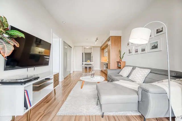 Additional image 11 of 300 Front St Unit 3402