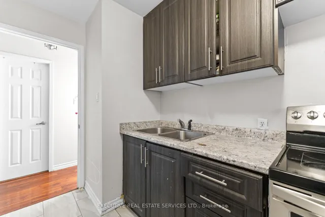 Additional image 28 of 14 Albemarle Crt