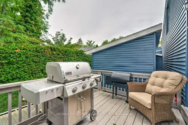 Additional image 44 of 636 WEST OVAL Dr