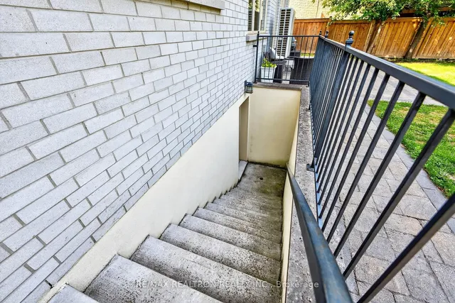 Additional image 45 of 63 Reidmount Ave
