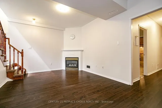 Additional image 33 of 272 Vintage Gate