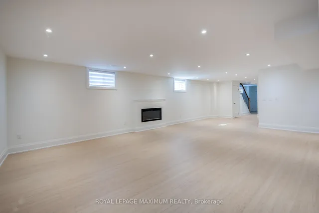 Additional image 30 of 39 B Gort Ave