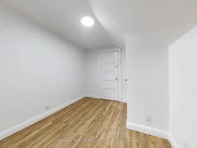 Additional image 31 of 18 Mary St