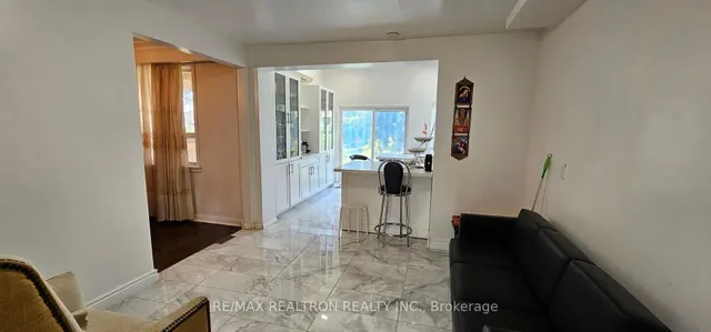 Additional image 29 of 6 Canton Ave