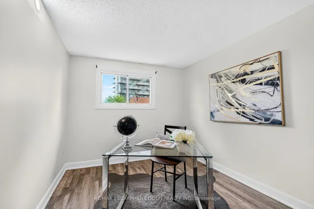 Additional image 18 of 75 Berkindale Dr Unit 95