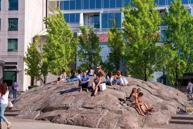 Additional image 20 of 155 Yorkville Ave Unit 1210