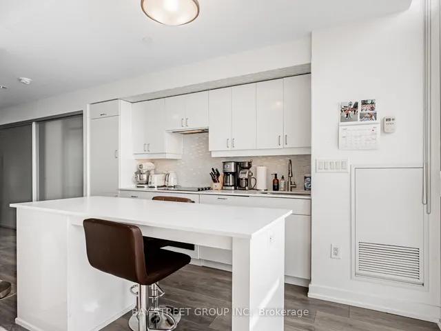 Additional image 6 of 426 University Ave Unit 4101