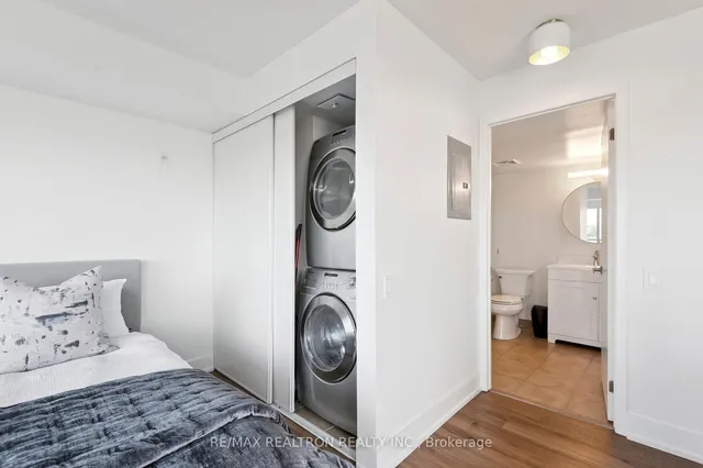 Additional image 15 of 1040 The Queensway Ave Unit 901