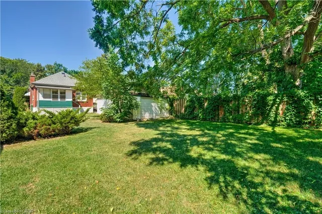 Additional image 38 of 257 Broadway Ave