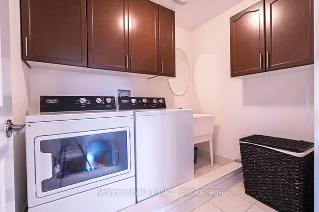 Additional image 32 of 1 Coastline Dr