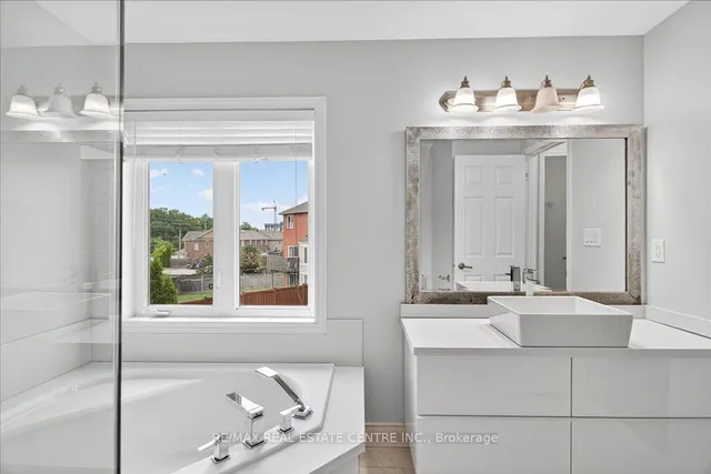 Additional image 23 of 980 Clark Blvd