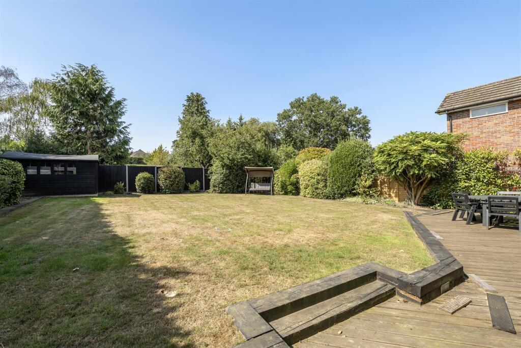 Additional image 12 of Tuffnells Way, Harpenden