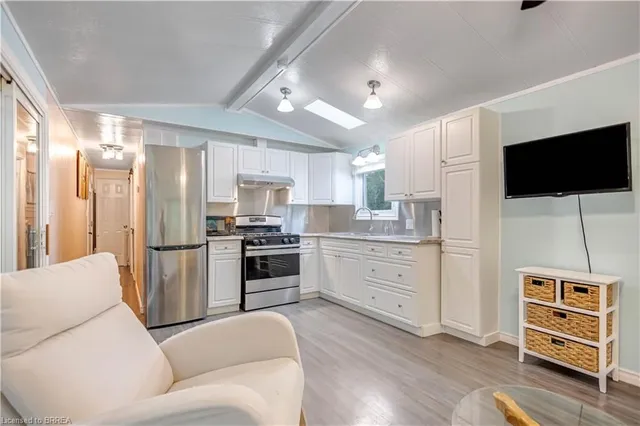 Additional image 18 of 1085 10th Concession Rd Unit 7