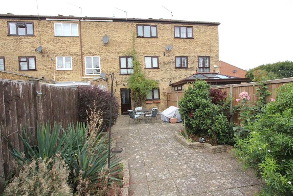 Additional image 7 of Rivenhall End, Welwyn Garden City