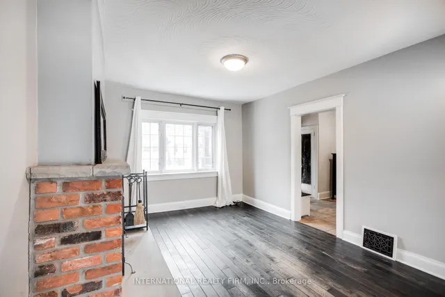 Additional image 17 of 109 Monarch Park Ave