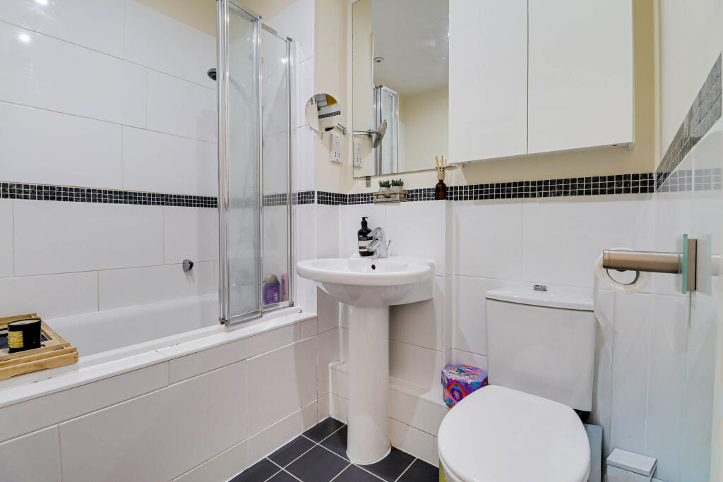 Additional image 16 of Boyes Crescent, London Colney, St. Albans, AL2