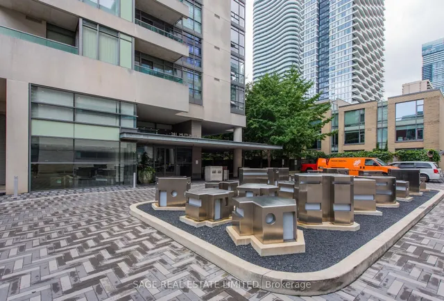 Additional image 40 of 281 Mutual St Unit 605