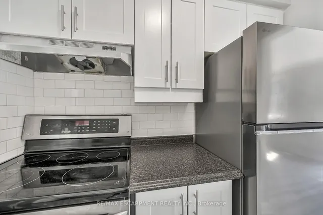 Additional image 14 of 125 Limeridge Rd Unit 8