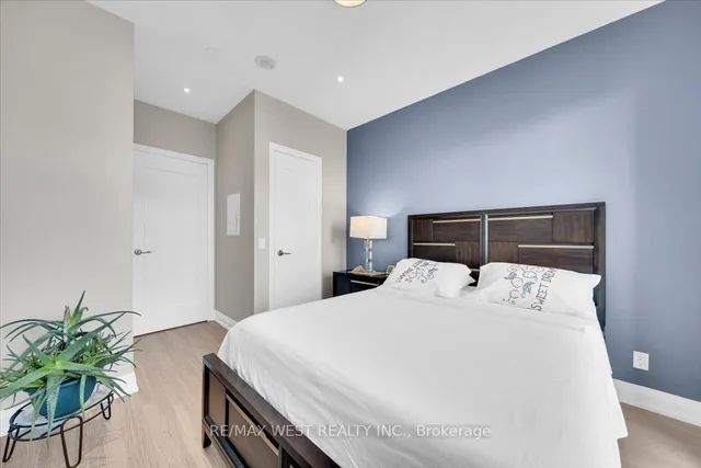 Additional image 17 of 56 Annie Craig Dr Unit 1603