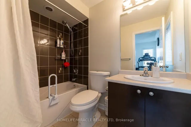 Additional image 27 of 86 JUNETOWN Circ