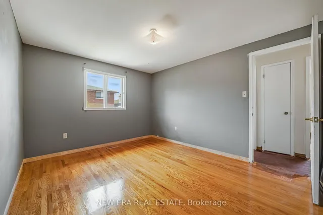 Additional image 25 of 3 Envoy Blvd