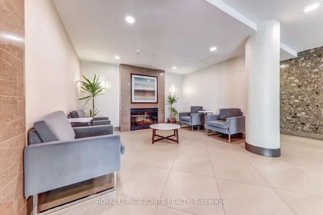 Additional image 4 of 330 Alton Towers Circ Unit 1801