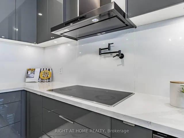 Additional image 12 of 612 Serafini Cres