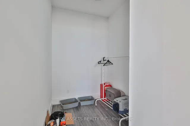 Additional image 18 of 403 Church St Unit 2709