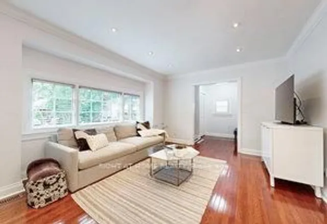 Additional image 9 of 66 CLIVEDEN Ave