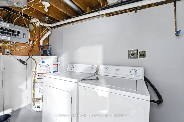 Additional image 34 of 35 Hercules Crt