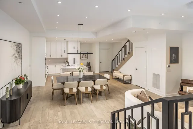 Additional image 5 of 1 Strathgowan Ave Unit TH2