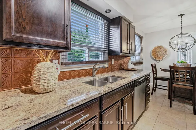 Additional image 10 of 1 Aspen Crt