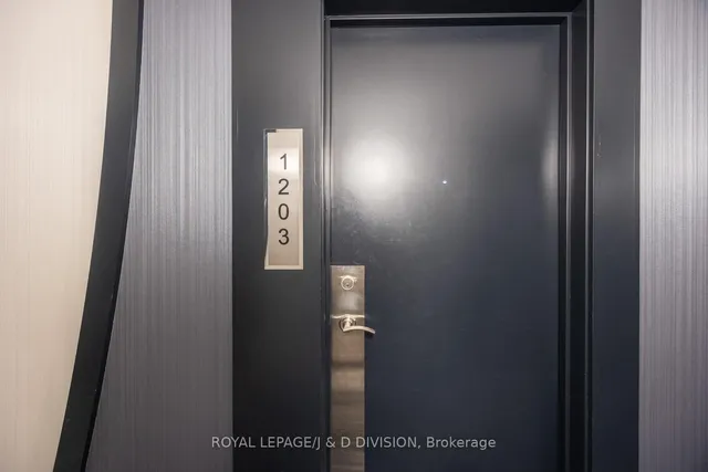 Additional image 3 of 410 Queens Quay Unit 1203