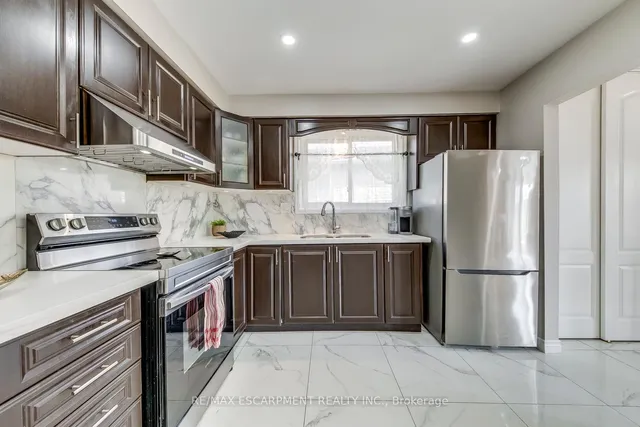 Additional image 22 of 2309 Malcolm Cres