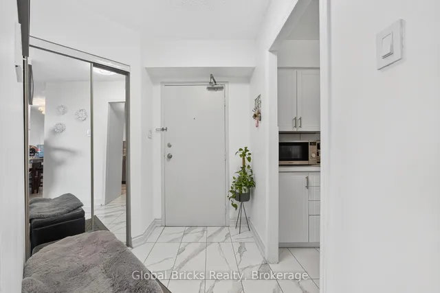 Additional image 6 of 380 Dixon Rd Unit 1904