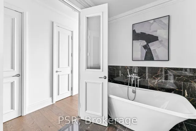 Additional image 17 of 311 Bay St Unit 4804