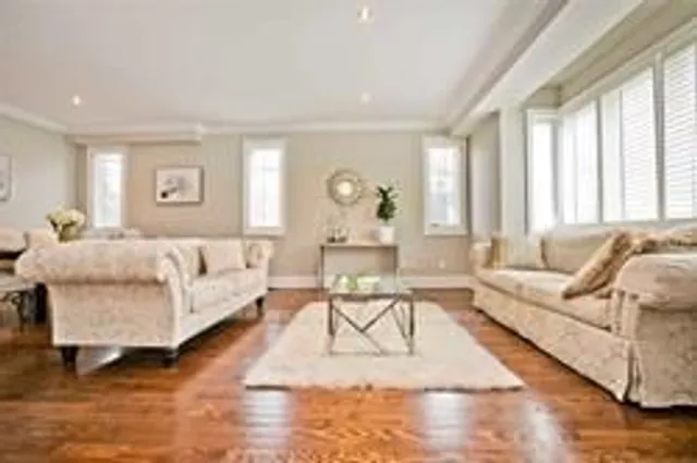 Additional image 2 of 401 Longmore St