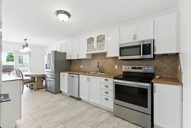 Additional image 7 of 35 Jacqueline Blvd