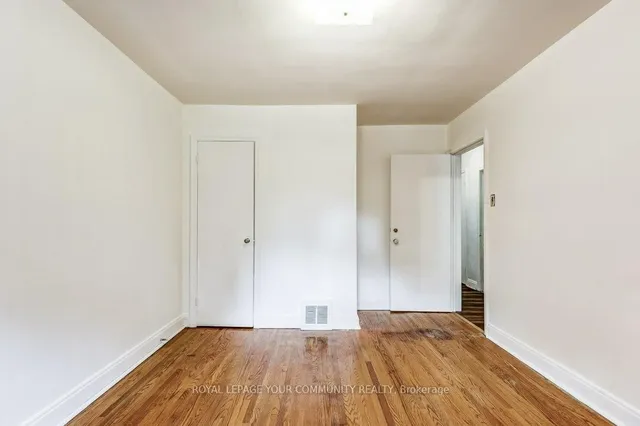 Additional image 11 of 109 Glencrest Blvd