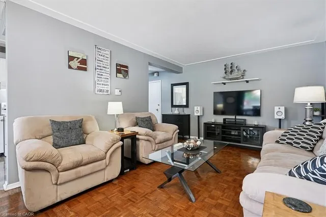 Additional image 7 of 11 Woodman Dr Unit 102