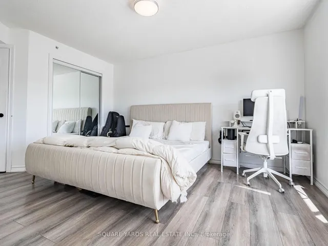 Additional image 37 of 4015 Kilmer Dr Unit 402